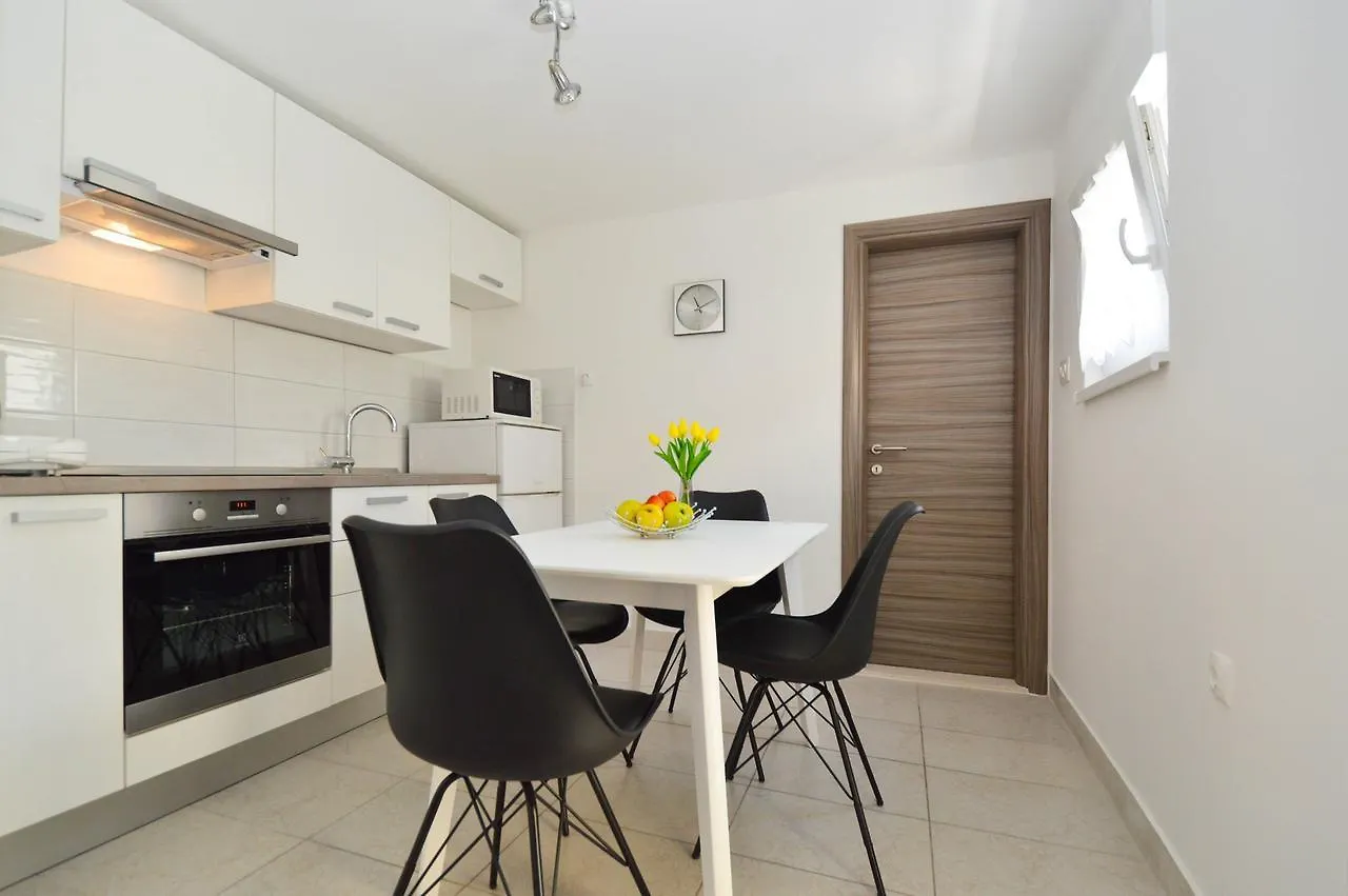 Holiday Home Medulin 21
